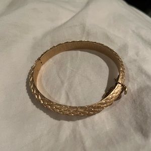 Vintage Trifari Gold Snakeskin Bangle Bracelet